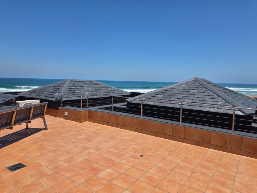 6 Bedroom Property for Sale in Myoli Beach Western Cape